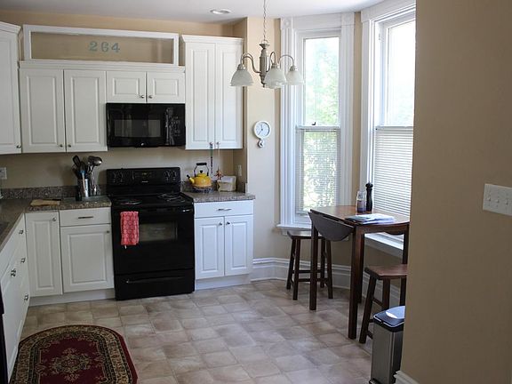 Eat in Kitchen