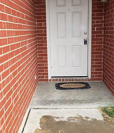 3rd image of 7023 Baybridge Dr