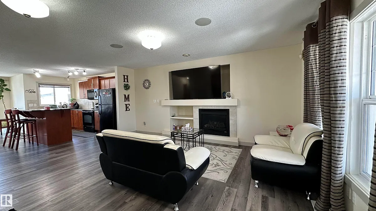 Building Photo - 6074 Stanton Dr SW