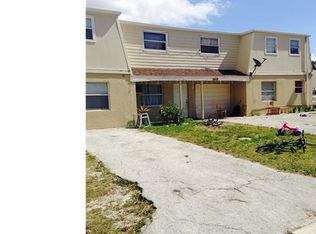 6627 Warwick Cir, Fort Myers, FL 33919