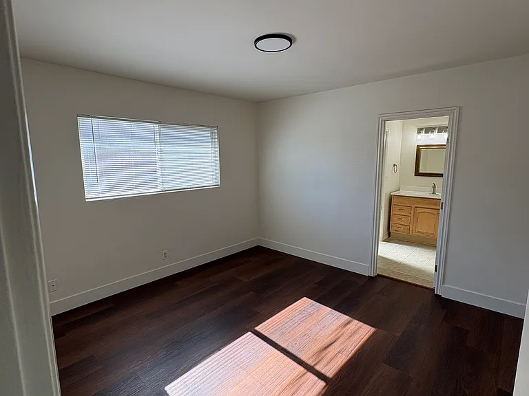 21113 Donora Ave #A — Photo 14