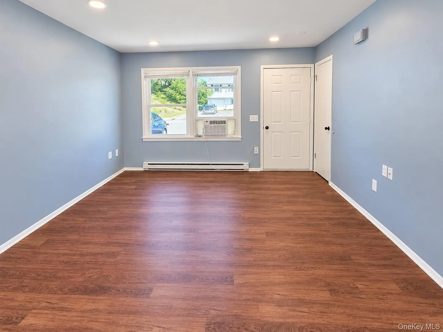 2 bed, 1.0 bath, 952 sqft, $2,250 — Photo 2