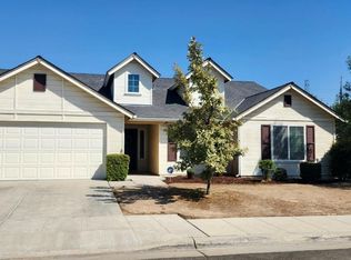 6694 E Montecito Ave, Fresno, CA 93727