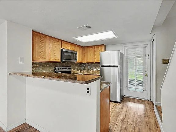 3rd image of 6721 121st Ave APT D