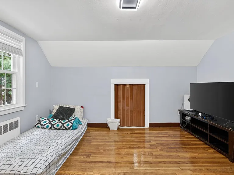 26 Beulah St — Photo 1