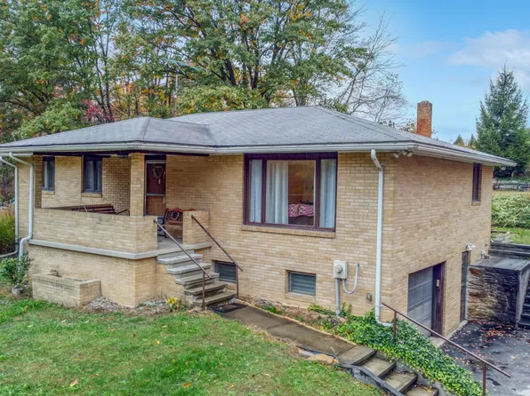 420 Deyarmin Rd, Seward, PA 15954