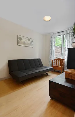 Sold by Brooklyn Bridge | media 14