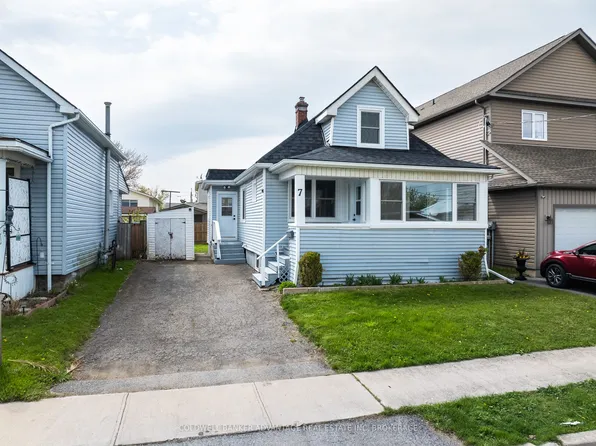 7 Battle St, Thorold, ON L2V 3W3