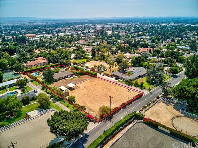 1st image of 1512 Lemon Ave