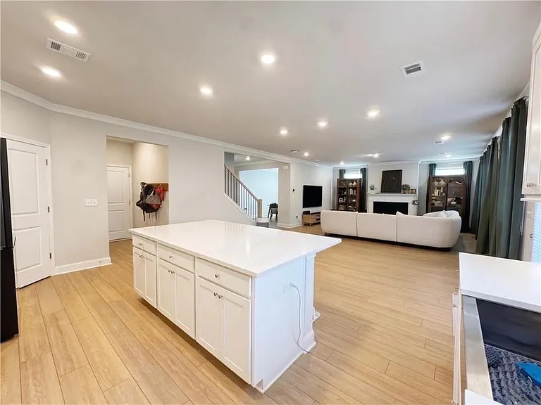 830 Elderberry Ct — Photo 7