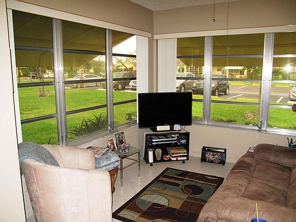 Florida room (1)