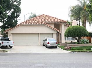 902 Winston Way, Corona, CA 92881