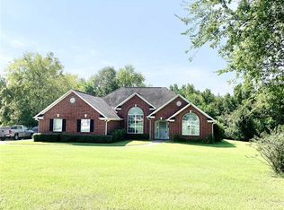 1820 Page Rd, Longview, TX 75601