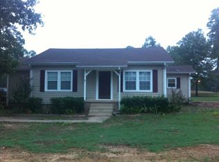 1436 W George Richey Rd, Gladewater, TX 75647