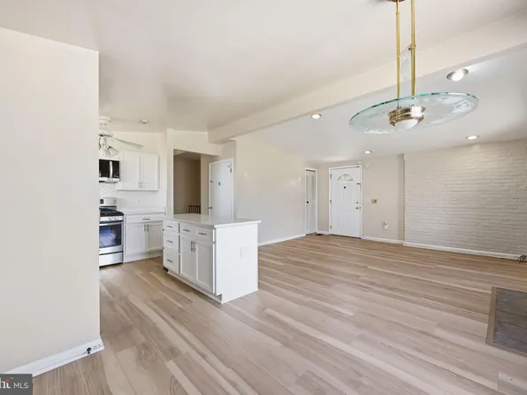 512 Dennis Ave, Silver Spring, MD 20901