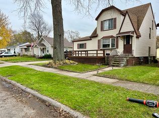 455 W Milton Ave, Hazel Park, MI 48030