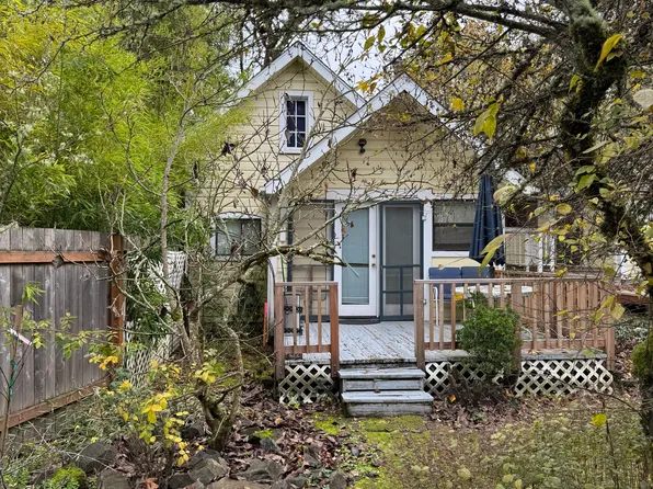 1974 Villard St, Eugene, OR 97403