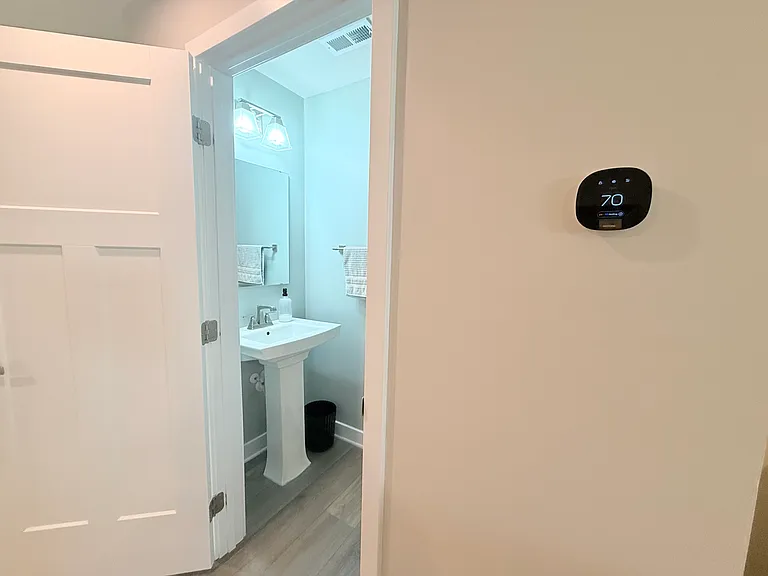 Guest bath on Main