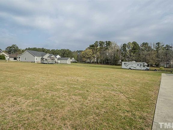 4th image of 179 Gardner Lake Dr