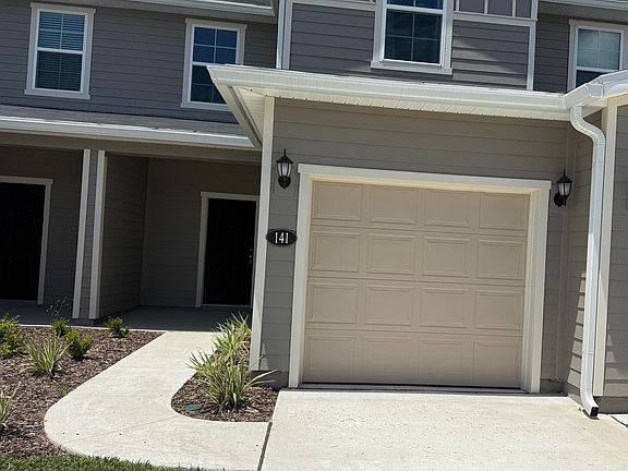 2nd image of 141 Beach Palm Ct