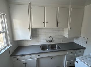 2019 Oak St, Santa Monica, CA 90405