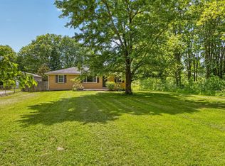 4021 Barrick Low Ln, Batavia, OH 45103