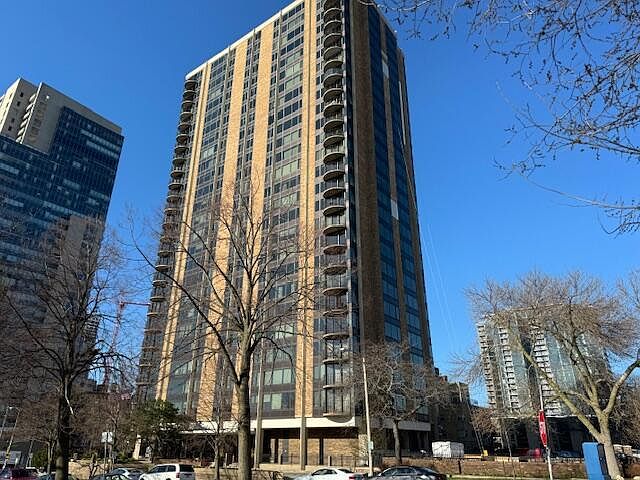 1st image of 929 North Astor STREET #806