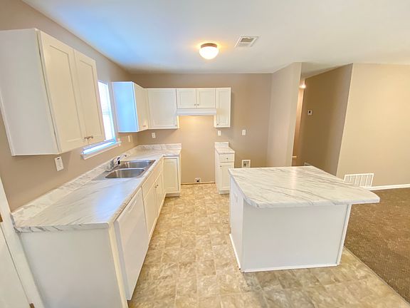 3rd image of 5058 Bowdoin Dr