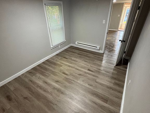 5th image of 120-122 Leray St #120
