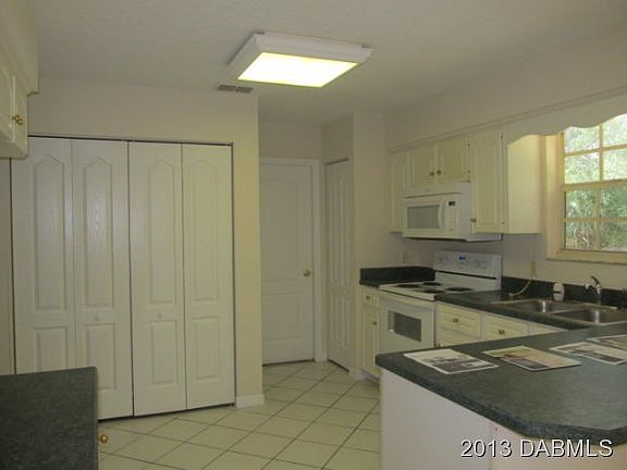 5th image of 2703 Willow Oak Dr