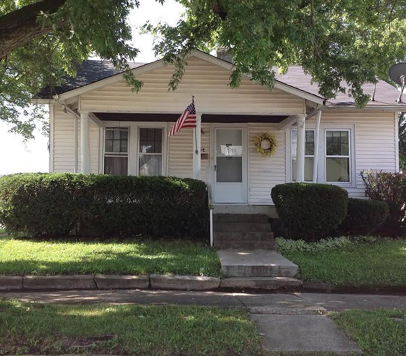 1st image of 301 W Locust St