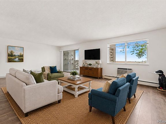 3rd image of 300 S Clinton Street #8C