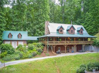 61 Mellow Springs Rd, Waynesville, NC 28786