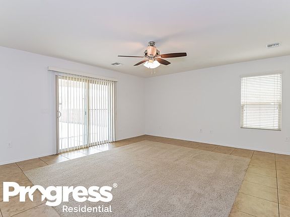 5th image of 844 W Calle Arroyo Norte