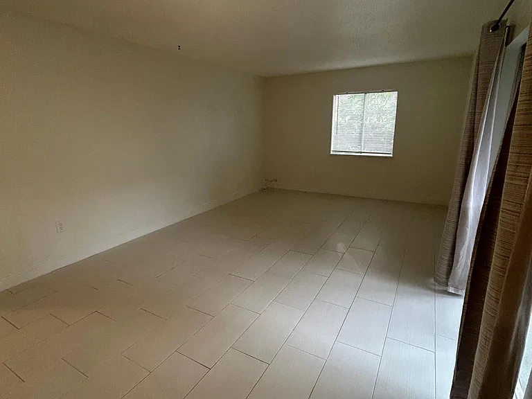 4115 S Semoran Blvd #16 — Photo 20
