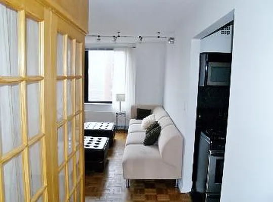 Rented by Corcoran | media 42