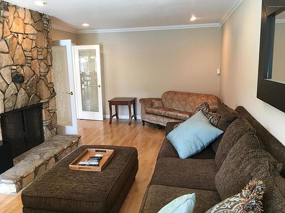 5th image of 14820 Wedgeworth Dr