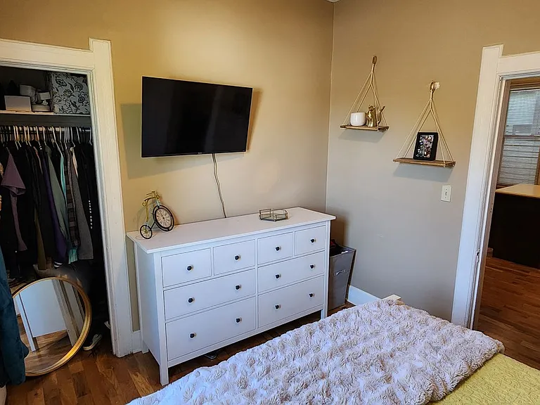 2013-15A N. Newhall St. — Photo 6