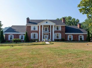 592 Molino Rd, Fayetteville, TN 37334