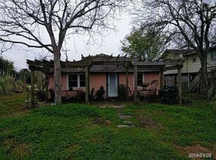 602 Avenue I, San Leon, TX 77539