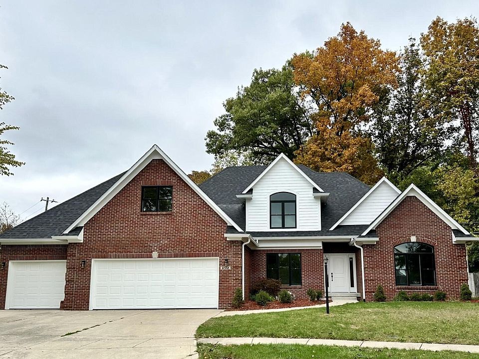 2nd image of 8512 Lockwood Pl