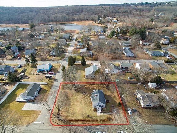2nd image of 17 Courtland Dr
