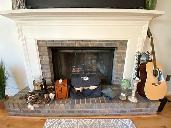 5th image of 2107 Oakgrove Cir