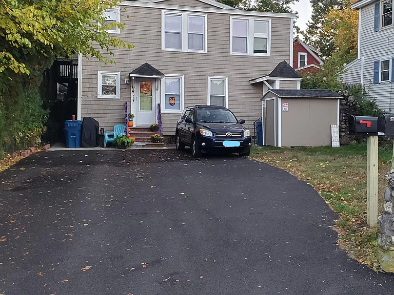 128 Weare St #2 — Photo 1
