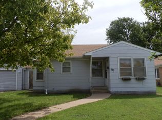213 N Culp St, Russell, KS 67665