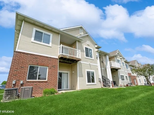 2323 E Porter Ave Unit 50, Des Moines, IA 50320