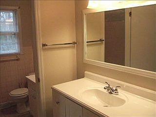 4th image of 312 Marietta Dr