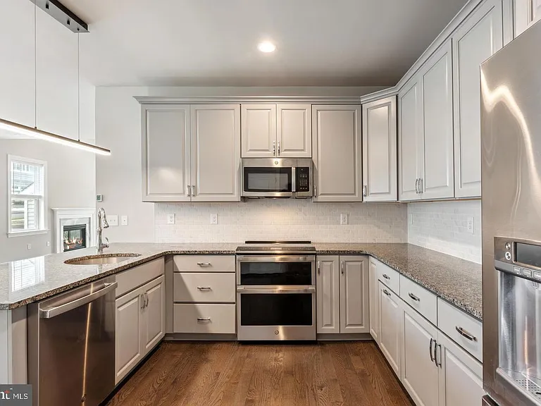 38 Lacey Ln — Photo 15
