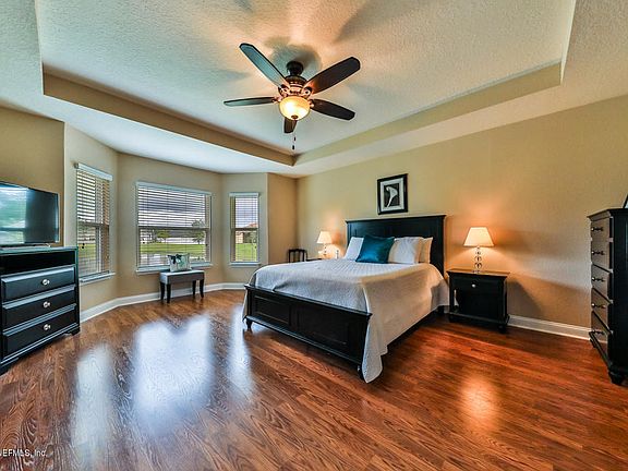 4th image of 538 E Kings College Dr
