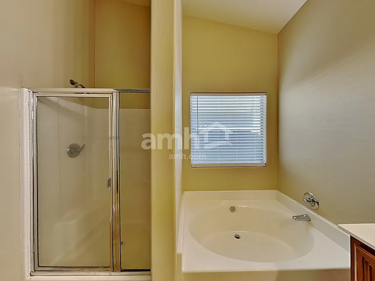 16261 W Hope Dr — Photo 12